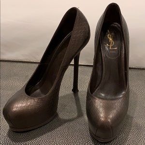 YSL Yves Saint Laurent brown Tribtoo pumps